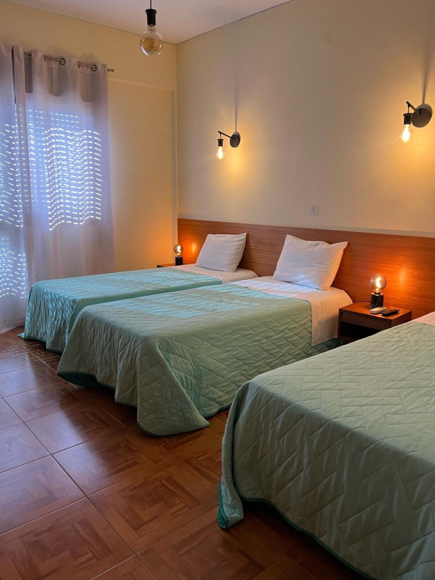 Romeu Bed & Breakfast Quarteira Exterior foto