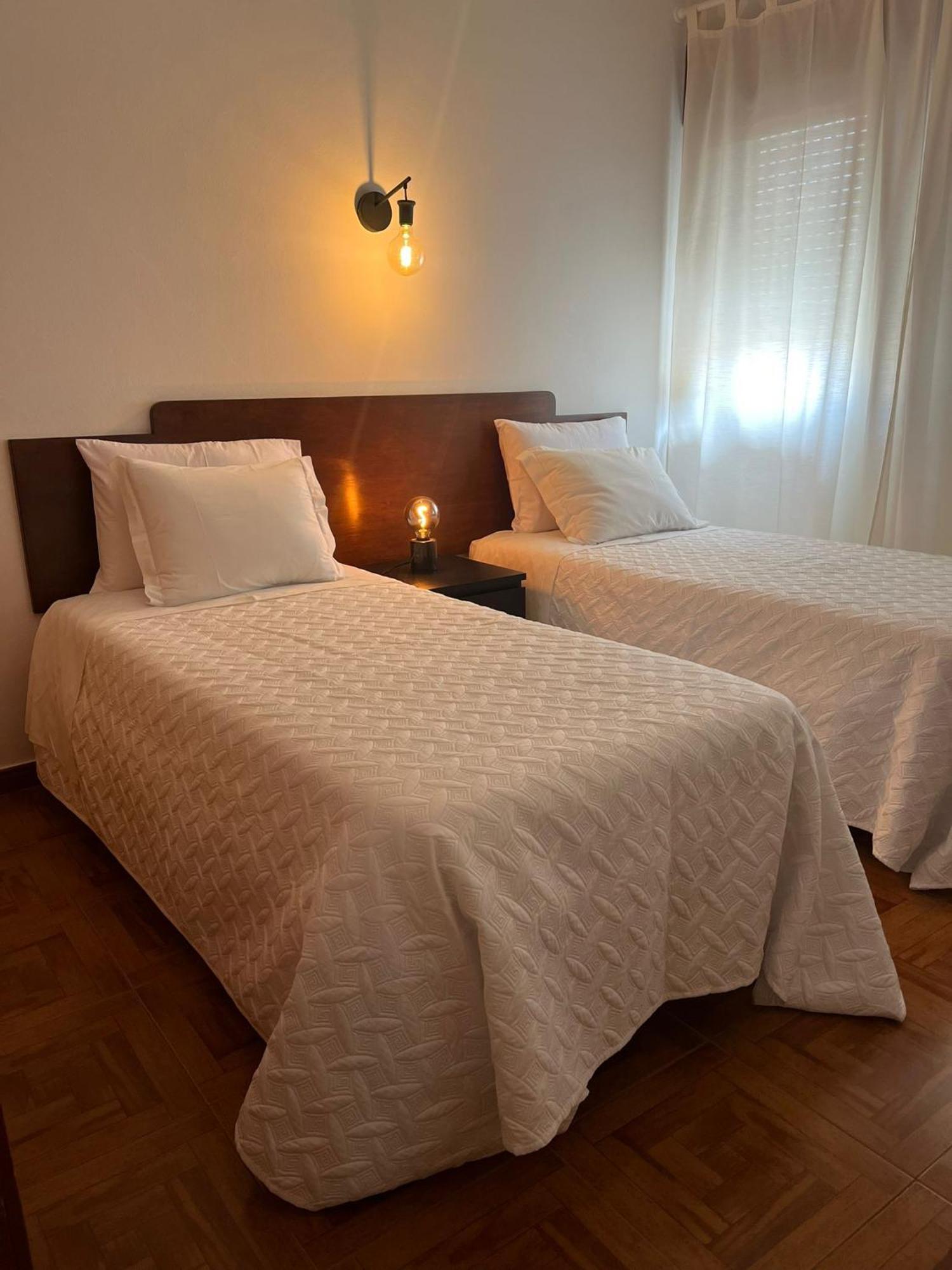 Romeu Bed & Breakfast Quarteira Exterior foto